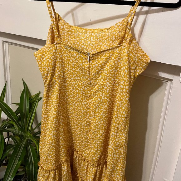 Tie Front Ruffle Sundress - Picture 3 of 6